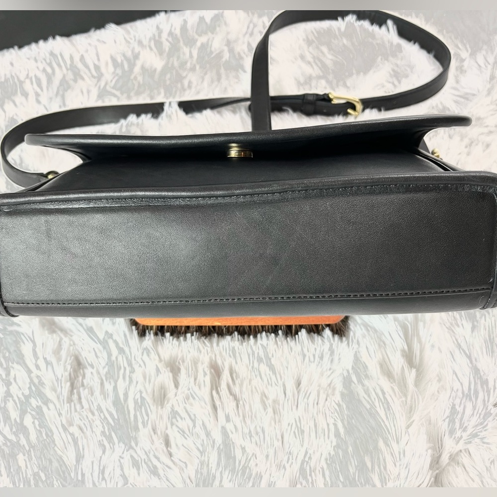 Vintage COACH Curtis Bag, Black No. 9975 - Picture 6 of 15